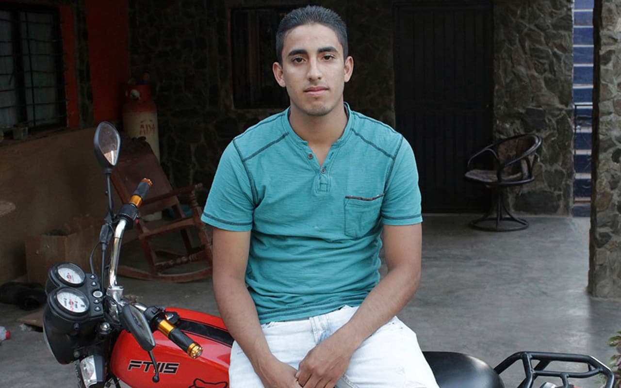 Cómo la lucha del primer dreamer deportado por Trump terminó tan mal     