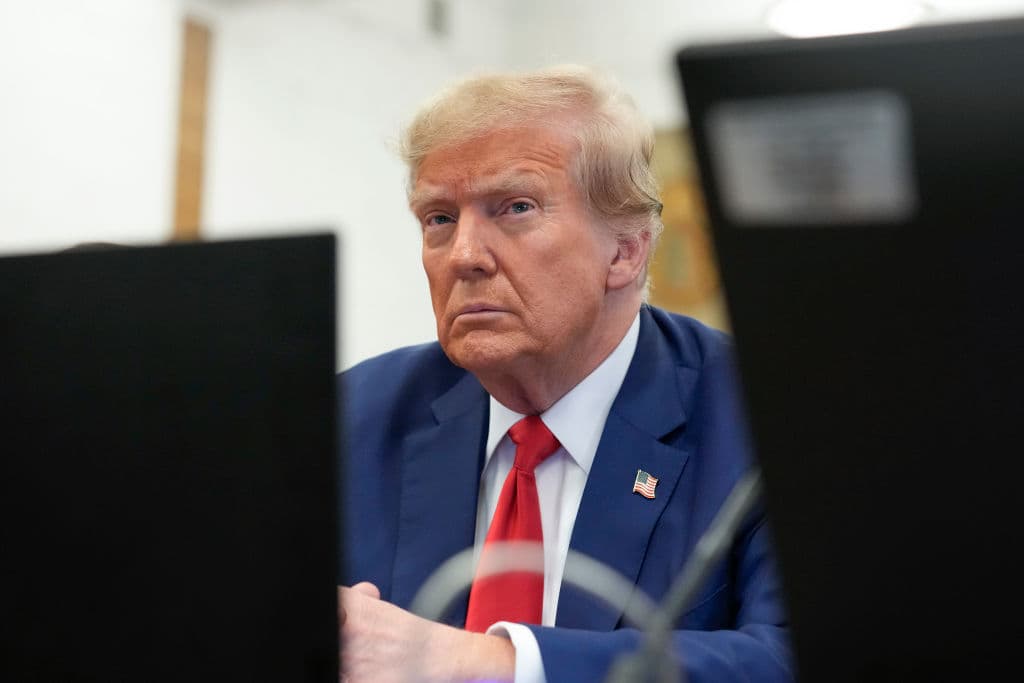 Cómo dos nuevas maniobras legales pueden ayudar a Trump a dilatar los casos más graves que enfrenta