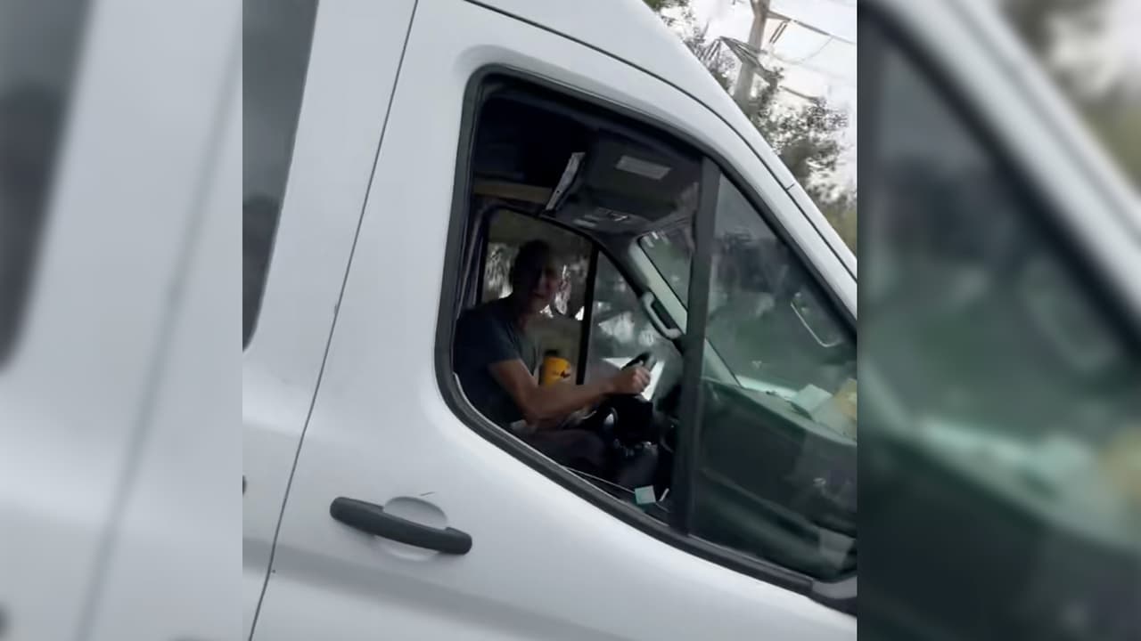 Acusan a sujeto de crímenes de odio por ataques separados contra hombres hispanos