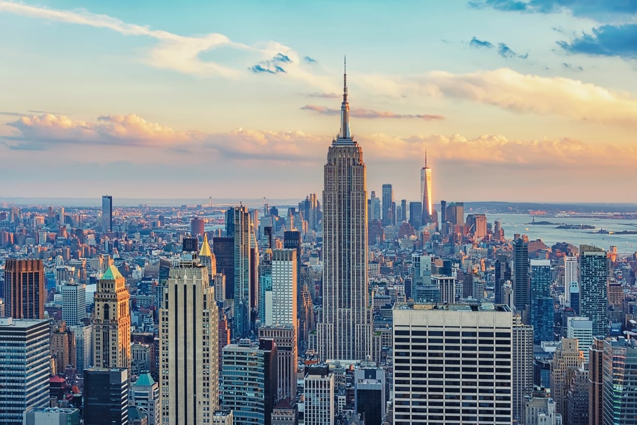 <h3 class="cms-H3-H3">20.- New York-Newark-Jersey City</h3>
<br> 
<br>🛒 Puntaje total: 44.93
<br>🛒 Cambio en IPC del último mes vs 2 meses antes: 0.40%
<br>🛒 Cambio en IPC del último mes vs hace 1 año: 6.20%
<br> 
<br> 
<br>