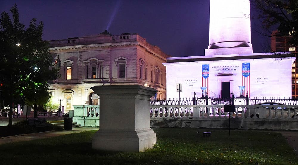 El editor del diario The Baltimore City Paper, 
<b><a href="https://twitter.com/baynardwoods">Baynard Woods</a></b> 
<a href="https://twitter.com/baynardwoods">,</a> señaló en su cuenta de Twitter que el ambiente era de “celebración” y la operación, que fue documentando, se realizó sin incidentes.