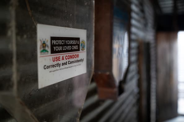 El 80% de las clínicas de tests de ETS han tenido que reducir sus horas o cerrar sus servicios durante la pandemia, según la 
<a href="https://www.ncsddc.org/" target="_blank">coalición nacional de clínicas de ETS</a>.