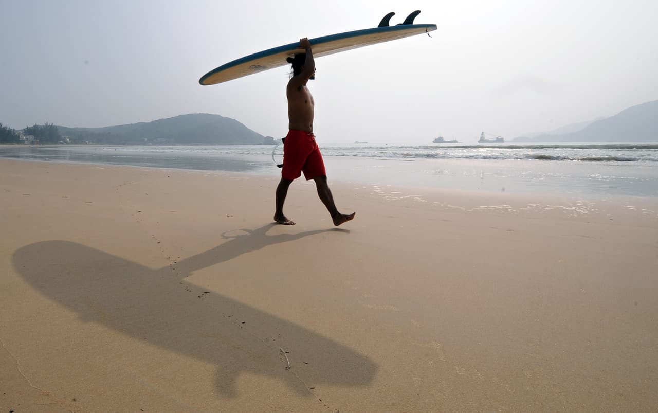 Foto de archivo en una de las playas de Hainan. 
<b>Otras cuatro ciudades y cuatro condados de Hainan también iniciaron cierres de dos días entre el domingo y el lunes.</b>