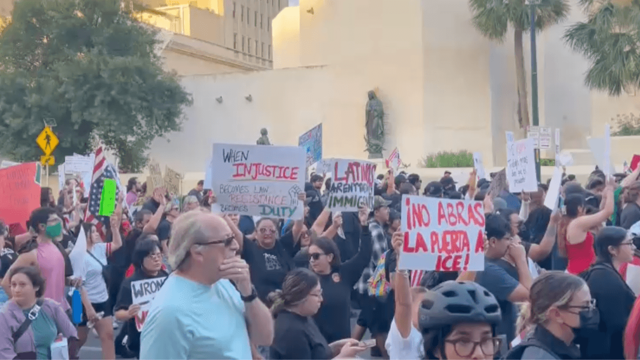 ¿Dónde serán las protestas por No Kings Day en el centro de Texas?