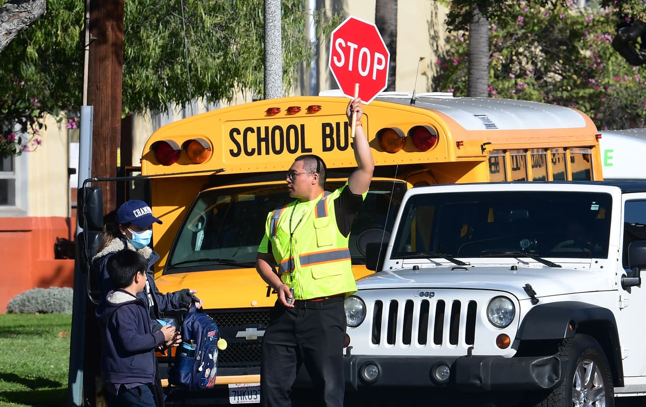 Después de 10 meses: Regresan a las aulas de clases los estudiantes de las Escuelas Públicas de Atlanta