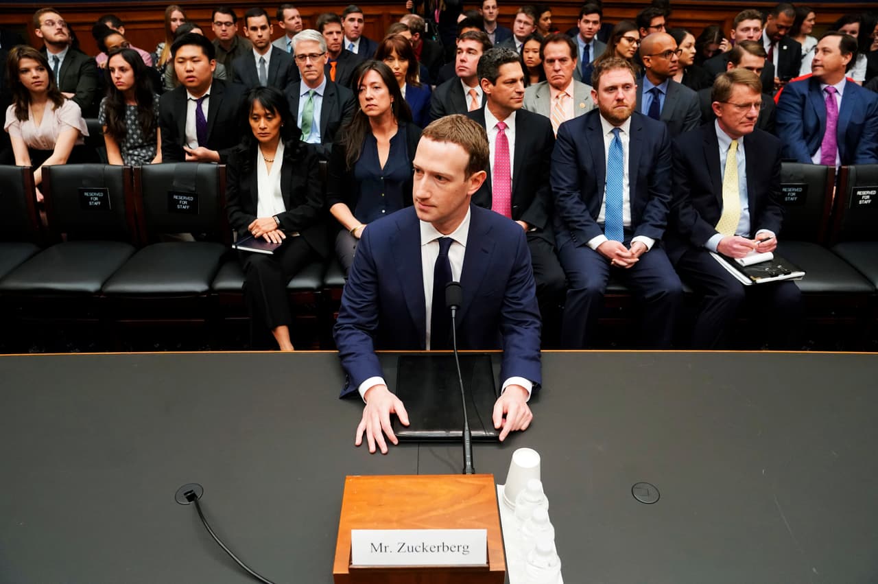 Sobre la inclusión de afroestadounidenses en la empresa, Zuckerberg respondió que la diversidad “es un asunto importante” que ha manejado con su equipo.