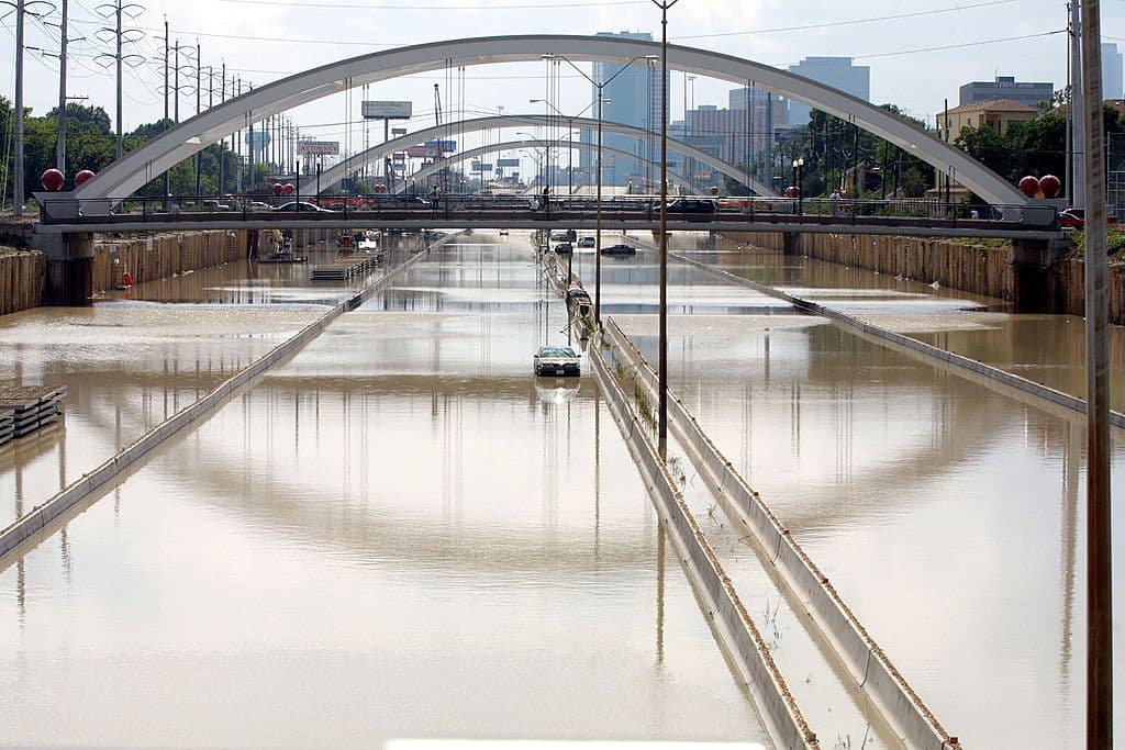 <b>Tormenta tropical Allison, 2001. </b>La tormenta tropical Allison provocó 41 muertes, en su mayoría por las inundaciones generadas tras 40 pulgadas (101 cm.) de lluvia en Texas y Luisiana.