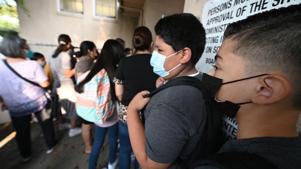 Padres demandan al Distrito Escolar de Cobb por políticas en el uso de mascarillas