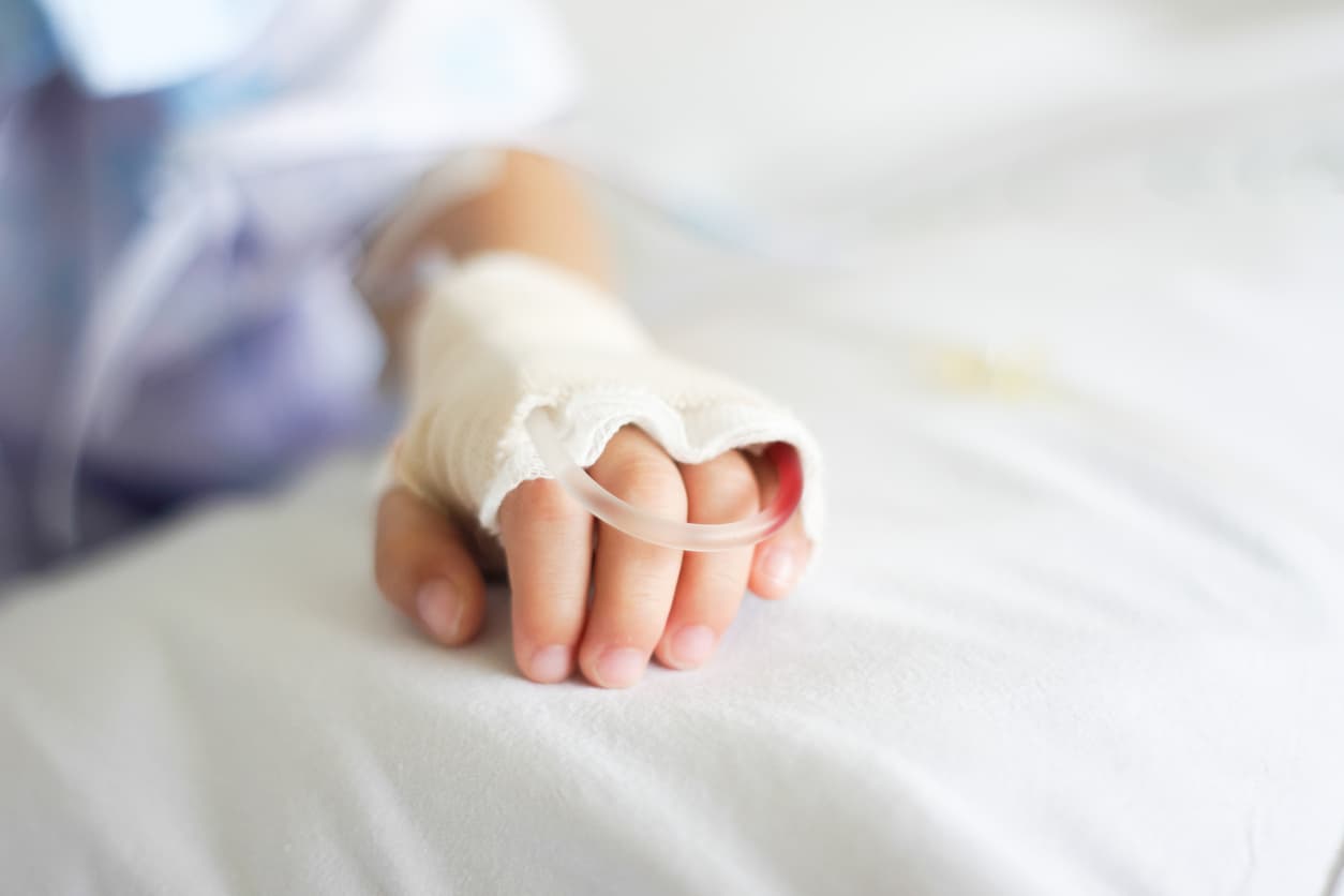 La rara hepatitis en niños que se expande en EEUU sigue siendo un misterio