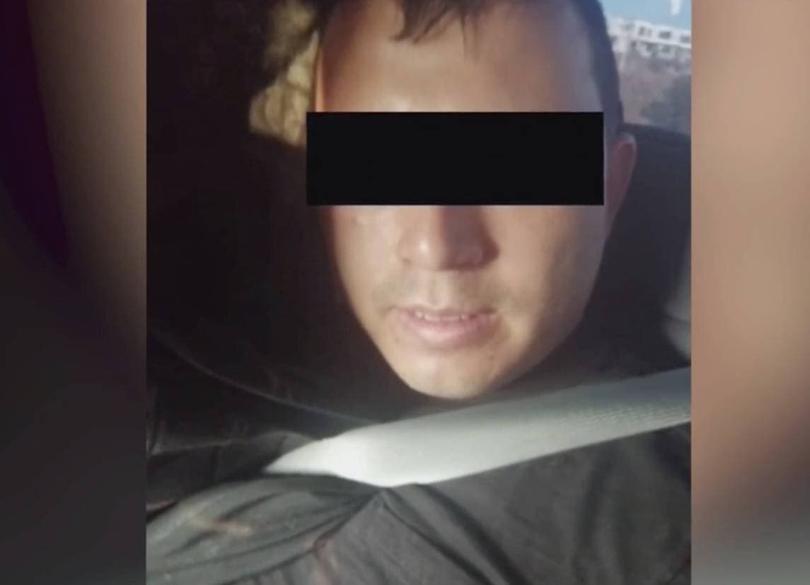 Y
<b> Santos N., de 27,</b> quienes fueron arrestados este jueves en posesión de tarjetas de crédito que 
<a href="https://www.univision.com/local/los-angeles-kmex/una-ultima-foto-y-llamadas-misteriosas-lo-que-se-sabe-de-la-desaparicion-de-bombero-de-los-angeles-en-rosarito-fotos">Frank Aguilar</a>, que habían sido usadas en diversas ciudades de la región en México.