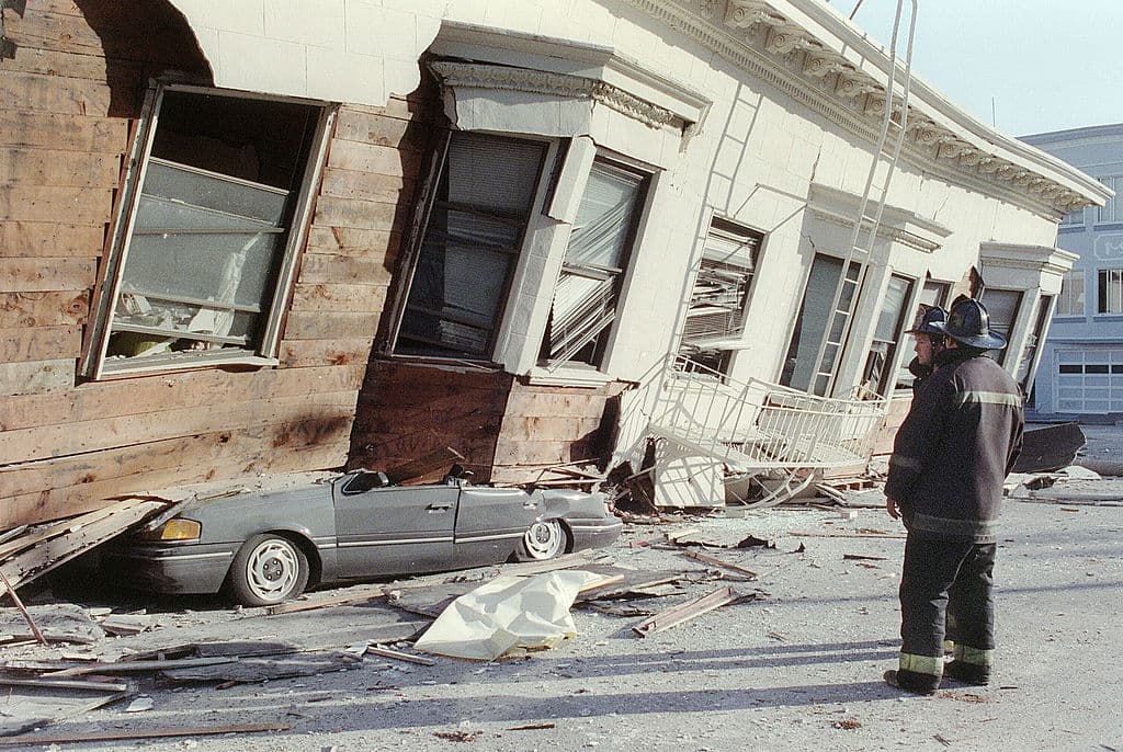 En California se han detectado alrededor de 300 fallas geológicas, pero solo cuatro son consideradas de mayor riesgo de que sean el epicentro de un gran terremoto o el llamado 'Big One'. Te decimos por qué.