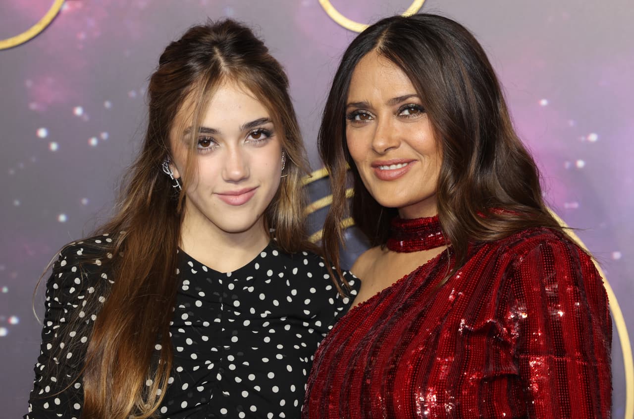 <b>Salma Hayek</b>
<br>A pesar de que la actriz -que está conquistando Hollywood- suele mantenerse muy hermética respecto a la vida privada de su pequeña, a cada oportunidad se ha mostrado como una orgullosa madre.