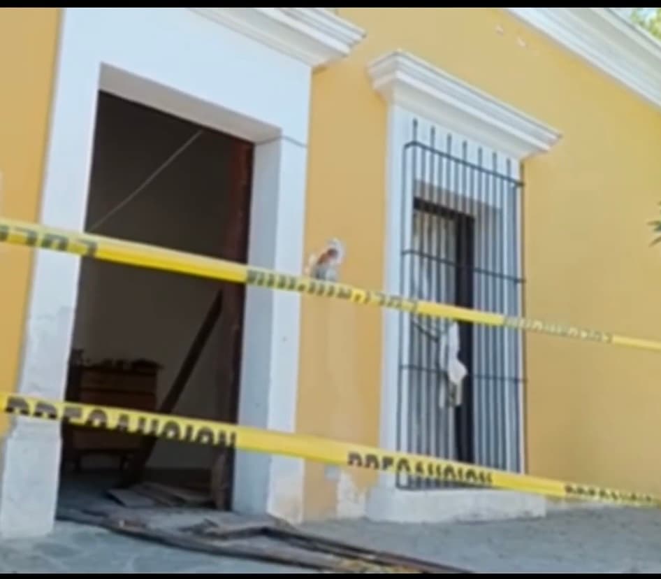 En esa casa, los sueños de aquella joven estimada por su carisma y por sus habilidades para su oficio,
<b> se esfumaron a punta de los martillazos que el hombre le propinó en su cabeza</b>, dejándola muerta y semi enterrada en una de las habitaciones de la casa. 
<br>