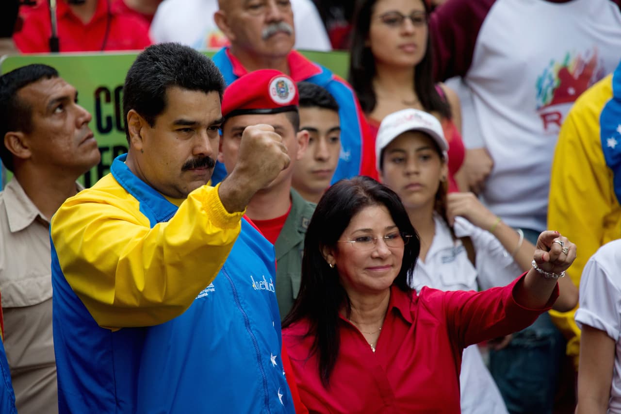 Nicolás Maduro, presidente de Venezuela y Cilia Flores, primera dama y tía de los condenados.