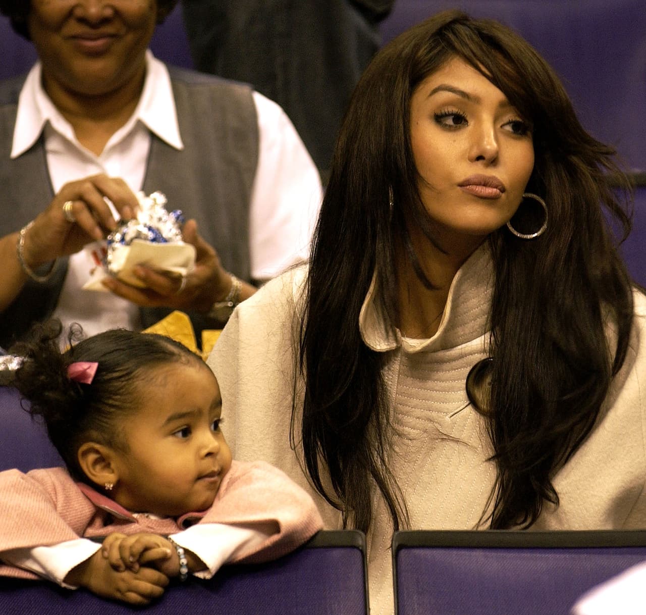Al año siguiente, el 1 de mayo de 2006, la viuda de Kobe Bryant se convirtió en madre de su segunda hija, Gianna Maria-Onore Bryant, quien perdió la vida al lado de su padre el domingo pasado.