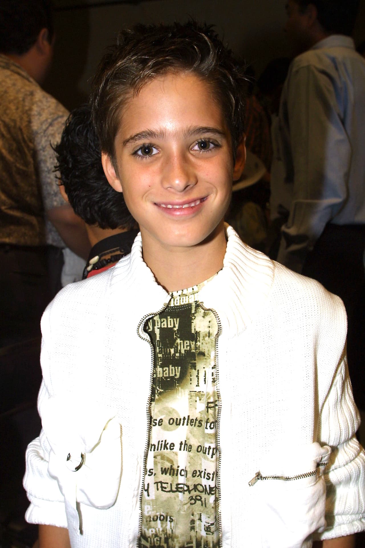 <b>Diego Boneta de ‘Alegrijes y rebujos’ </b>
<br>Luego de aparecer en el reality show ‘Código FAMA’, Diego destacó en diversos con diversos proyectos como ‘Alegrijes y rebujos’, telenovela que lo catapultó como un pequeño galán de la televisión mexicana.