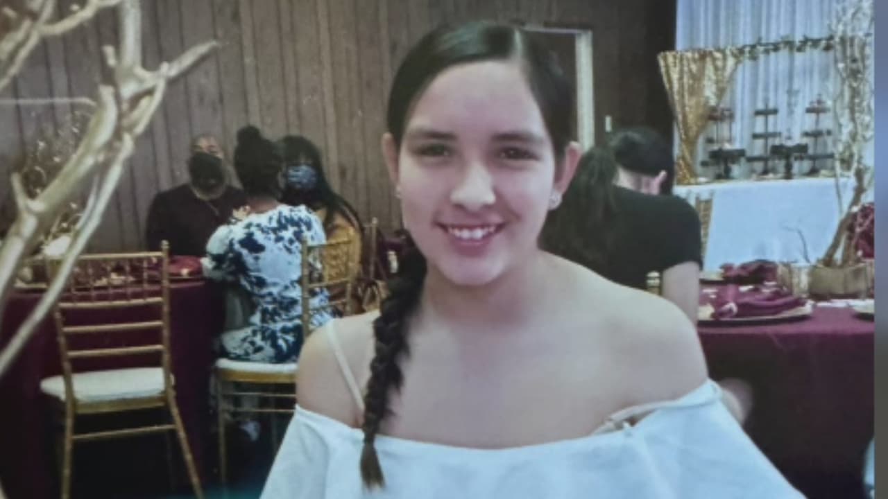 “Estamos destrozados”: padre hispano pide ayuda para encontrar a su hija desaparecida