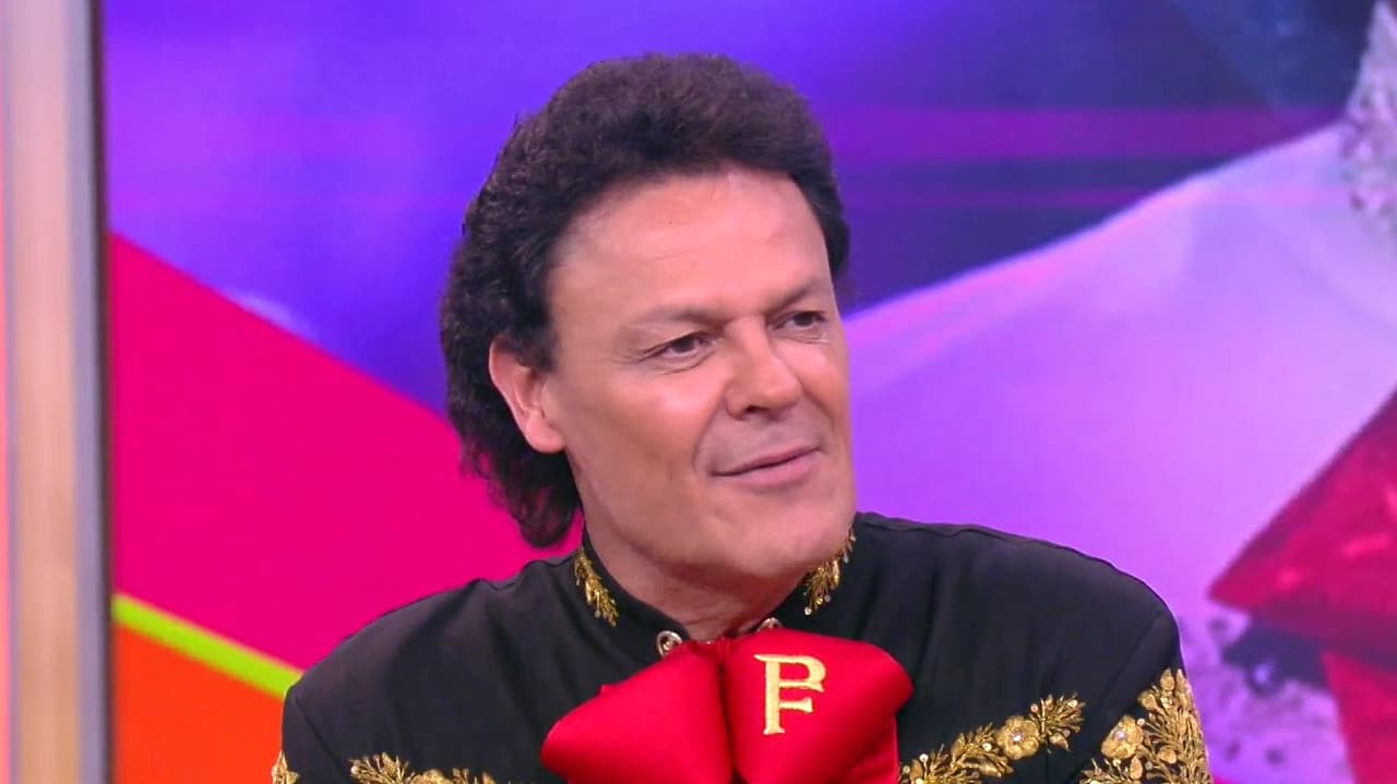 Pedro Fernández habla del reclamo que el público le hizo y bromea con su 'cara operada'