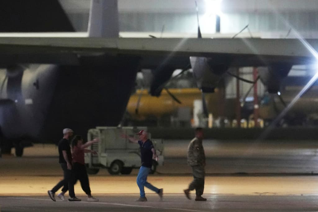 Cómo entró un triple asesino convicto en la lista de estadounidenses repatriados desde Venezuela