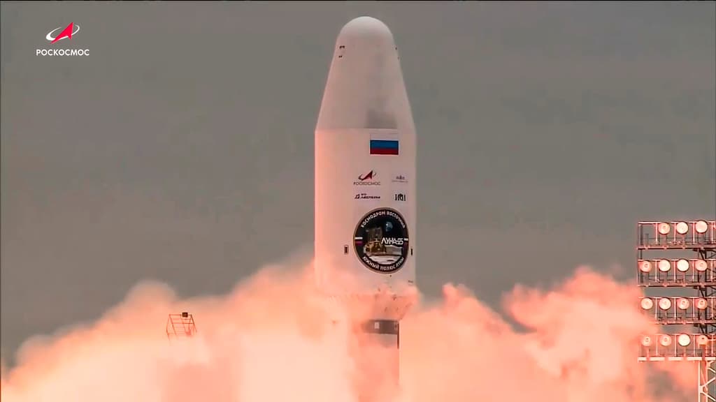Una fotografía provista por la agencia espacial rusa Roscosmos del lanzamiento de la sonda Luna-25, el pasado 11 de agosto de 2023.