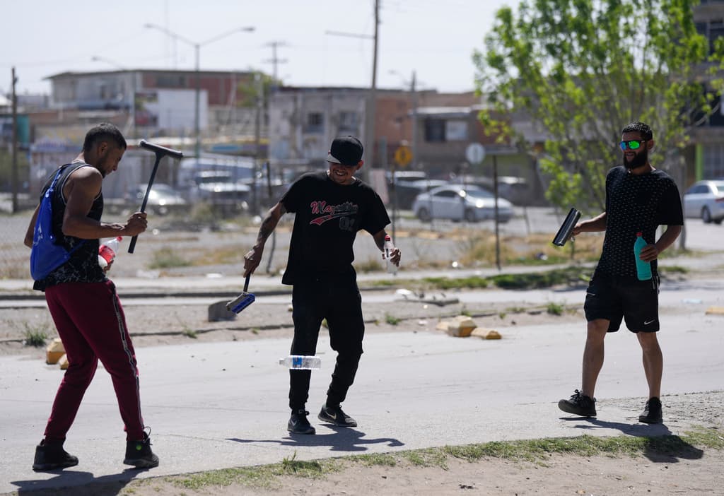 Cómo el mortal incendio en un centro de migrantes eleva la tensión en Ciudad Juárez