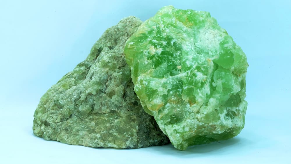 El jade es la mejor joya de la que un Libra puede disponer para mejorar su fortuna y su equilibrio. Es una roca a la que siempre se le han atribuido poderes especiales, por ese hermoso brillo que emana.