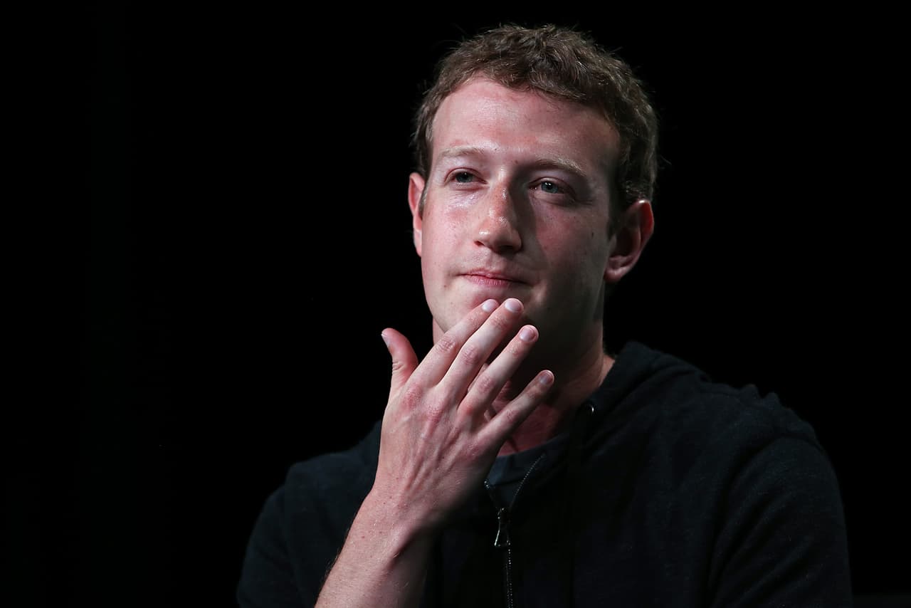 "Cometimos errores": la respuesta de Zuckerberg tras el escándalo de filtración de datos de Facebook