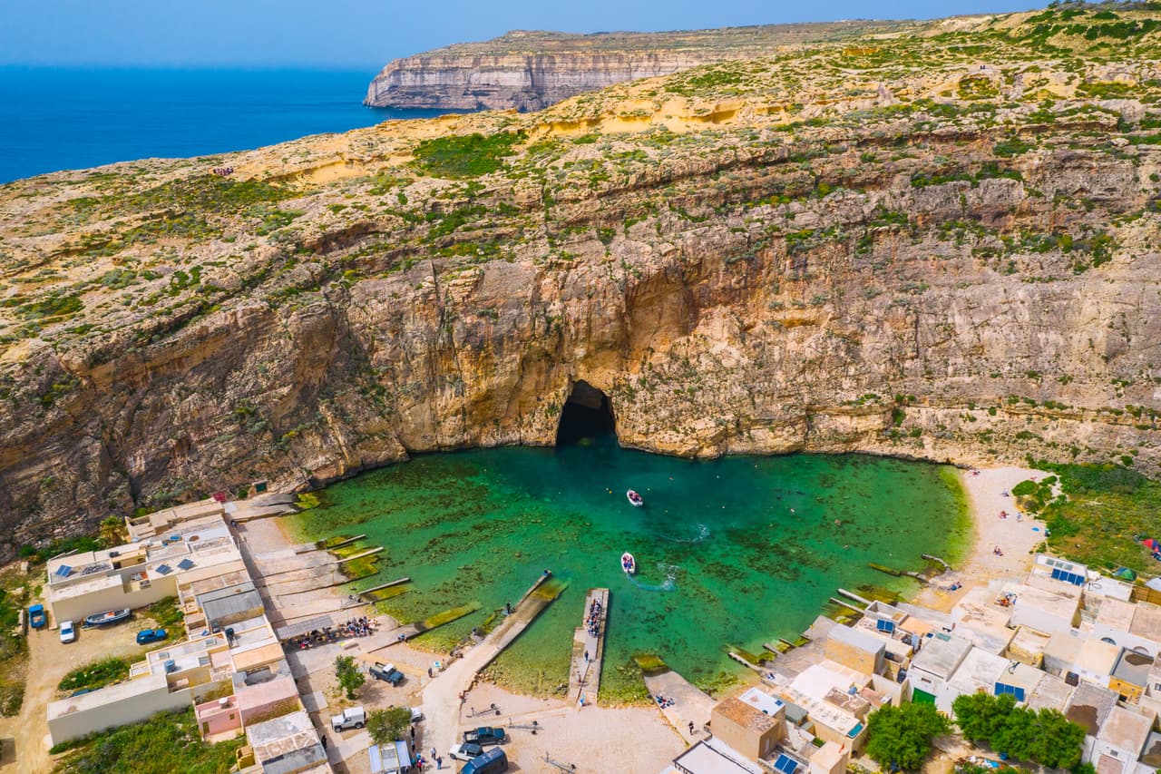 <b>Malta.</b> Obtener la ciudadanía en este país cuesta aproximadamente 1.1 millones de dólares a través de una combinación de donaciones e inversiones en bienes raíces. Tendrá derecho a vivir y trabajar en Malta o en en cualquier país de la Unión Europea y acceso sin visa a 183 naciones en todo el mundo.
