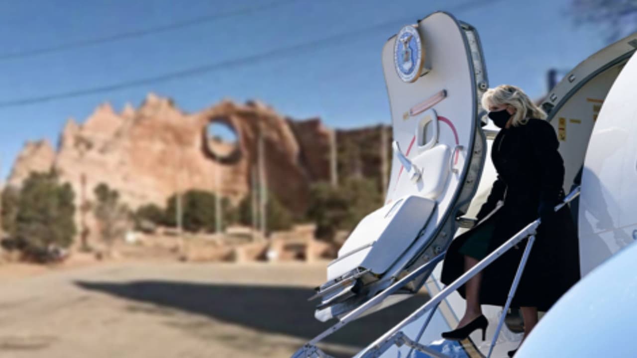 “El miércoles 21 de abril, la Primera Dama Jill Biden viajará a Albuquerque, Nuevo México. El 
<b>jueves 22 de abril y el viernes 23 de abril</b>, 
<b>la Primera Dama visitará la Nación Navajo en Window Rock, Arizona</b>”, se lee en un comunicado de la 
<a href="https://www.univision.com/temas/casa-blanca">Casa Blanca.</a> 
<br>