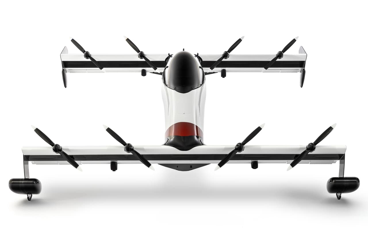 From nose to tail, Pivotal’s Helix offers built-in features that provide safety, comfort, and maximum enjoyment in flight.