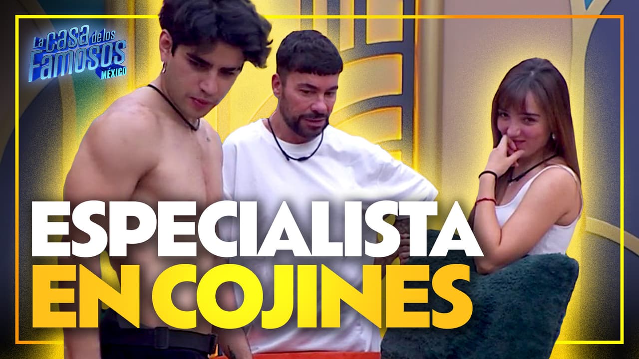 Aarón le vende un cojín a Elaine