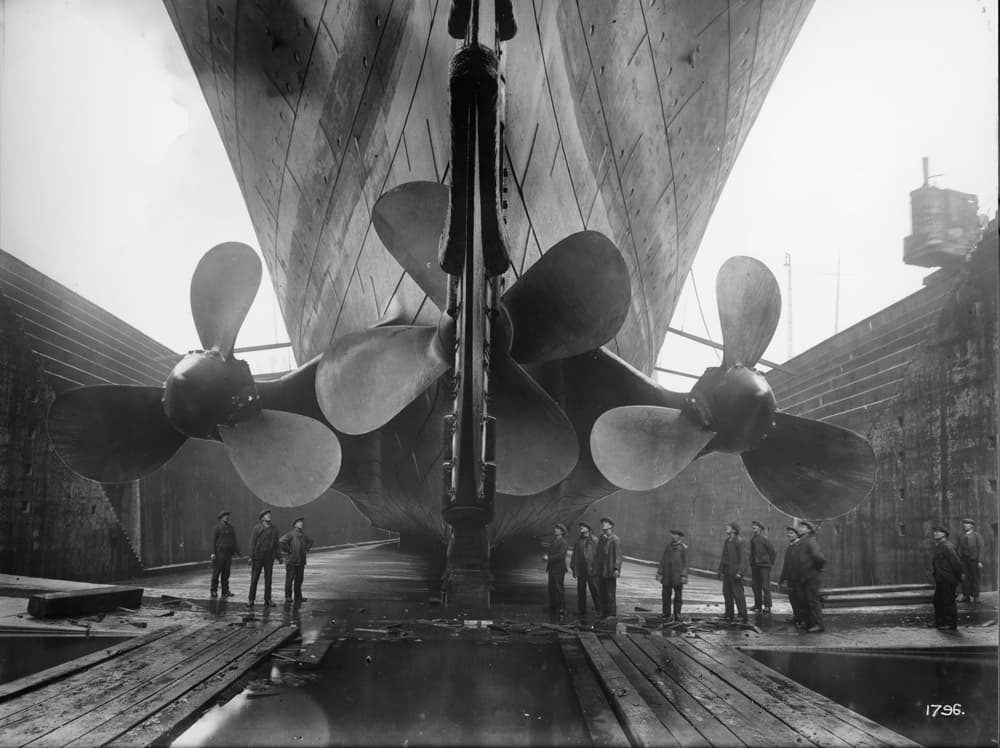 Las labores de construcción del Queen Mary se llevaron a cabo en Glasgow, Escocia y la quilla de la masiva nave quedó instalada en 1931.