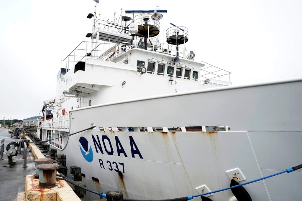 Despiden a cientos de meteorólogos de NOAA en la ola más reciente de recortes ordenados por el DOGE de Musk