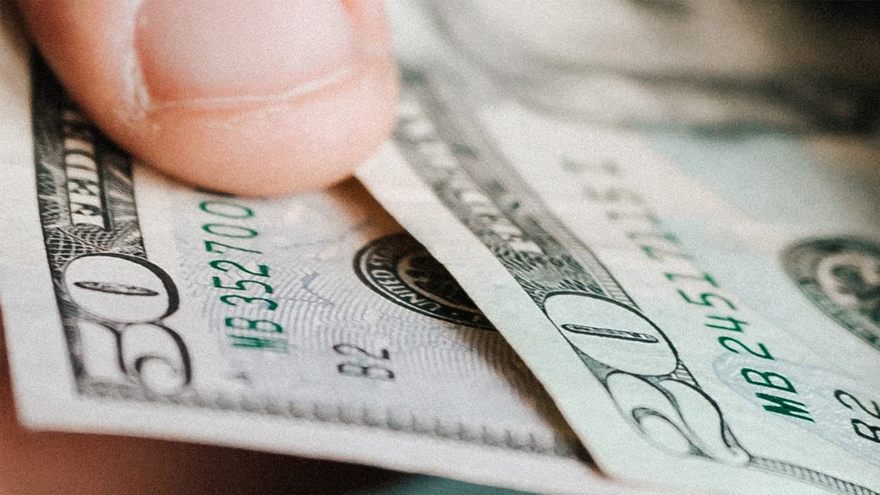 Lotería en Illinois: Jugador gana más de 900 mil dólares tras adquirir boleto en suburbios de Chicago