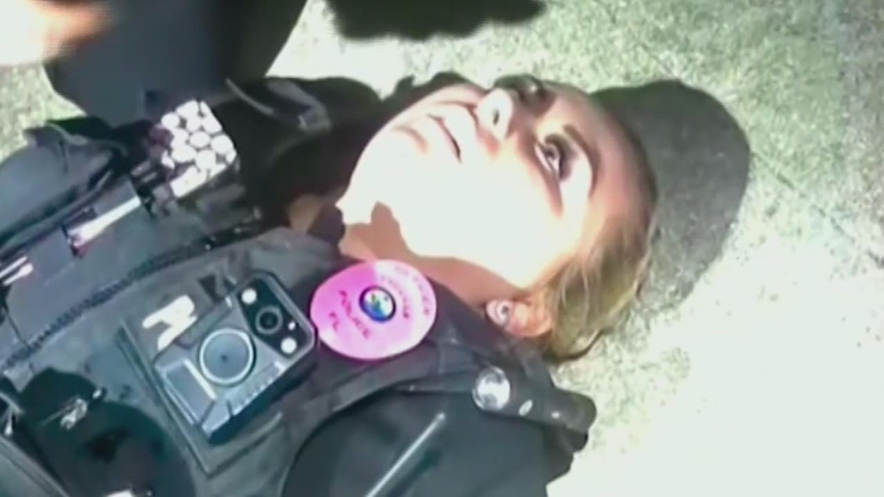 En video: Oficial de policía es resucitada tras sufrir sobredosis de fentanilo durante una parada de tráfico