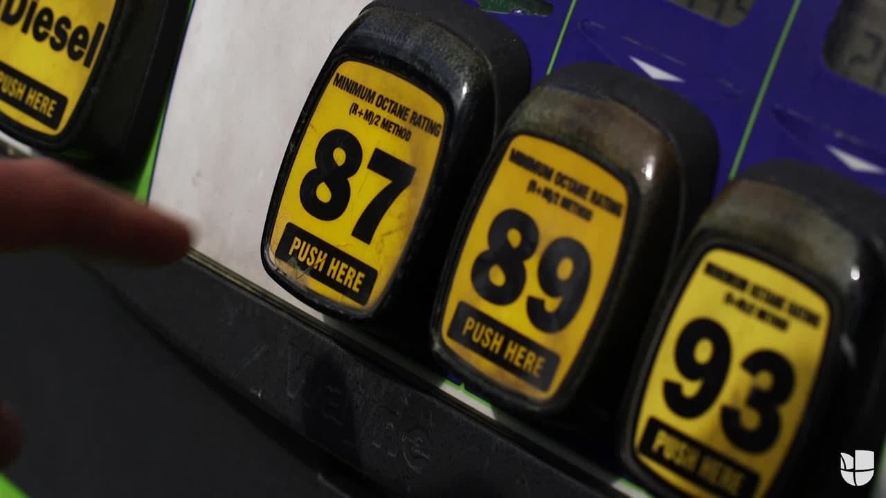 <u><b>Contenido relacionado</b></u>
<br>
<br>Algunos piensan que si pagas más estas obteniendo un mejor producto, pero ¿funciona igual con la gasolina? Nuestro editor de autos, Jaime Gabaldoni, te cuenta en este video la gasolina que deberías usar.