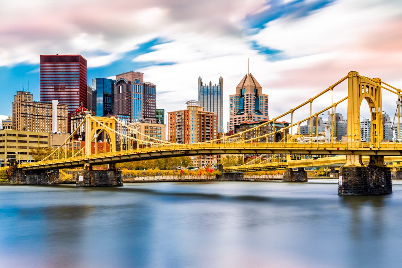 <h3 class="cms-H3-H3">13. Pittsburgh, Pensilvania</h3>
<br>
<br>Si bien en 
<a href="https://www.univision.com/temas/estados-unidos-de-america">Estados Unidos</a> el número promedio de parejas amorosas fuera del matrimonio es seis -un poco más alto que el promedio global de 5.7-, queda muy lejano de lo que, por ejemplo, pasa 
<b>en México donde las mujeres tienen un promedio de 10 parejas amorosas.</b>
<br>