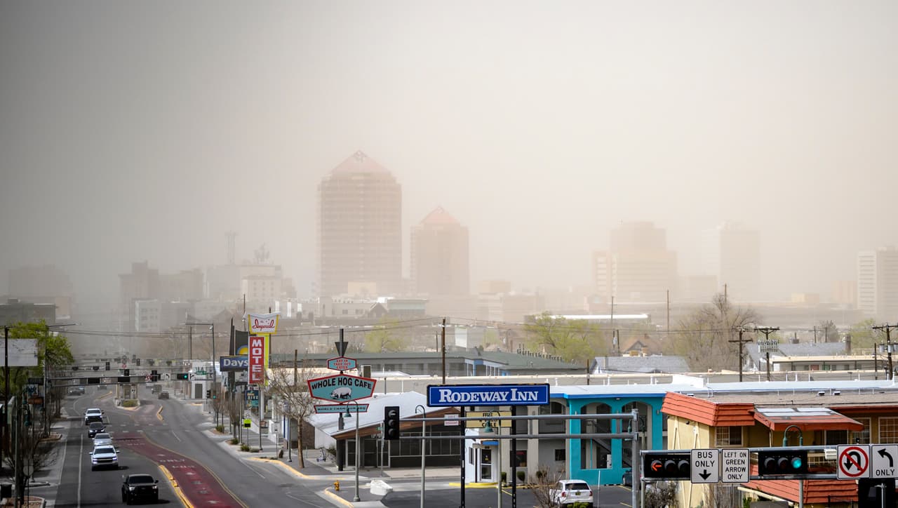 Tormenta invernal y peligrosos vientos azotan desde el norte del país hasta Texas