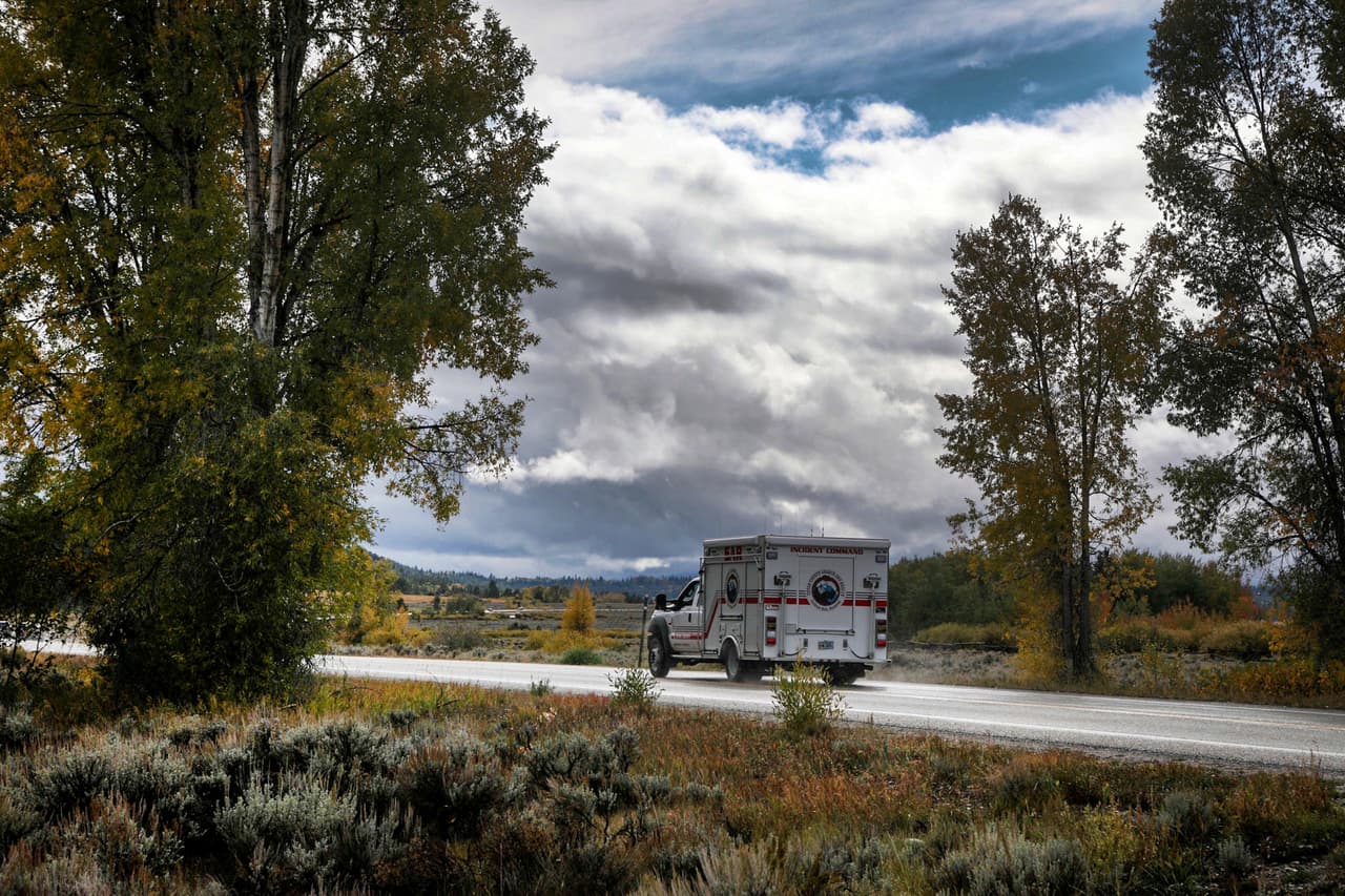 <h3 class="cms-H3-H3">Hallazgo en Wyoming</h3>
<br>
<br>La oficina del FBI en Denver, en rueda de prensa, informó este domingo 
<a href="https://www.univision.com/noticias/estados-unidos/gabby-petito-fbi-anuncia-un-hallazgo-en-la-busqueda-de-gabby-petito-la-youtuber-desaparecida" target="_blank">del hallazgo de un cadáver que correspondía con la descripción de Gabby Petito</a> al este del Parque Nacional Grand Teton, en Wyoming. Pese a que entonces subrayaron que no podían confirmar que era ella al 100%, dijeron que la familia de ella ya había sido informada del descubrimiento.
