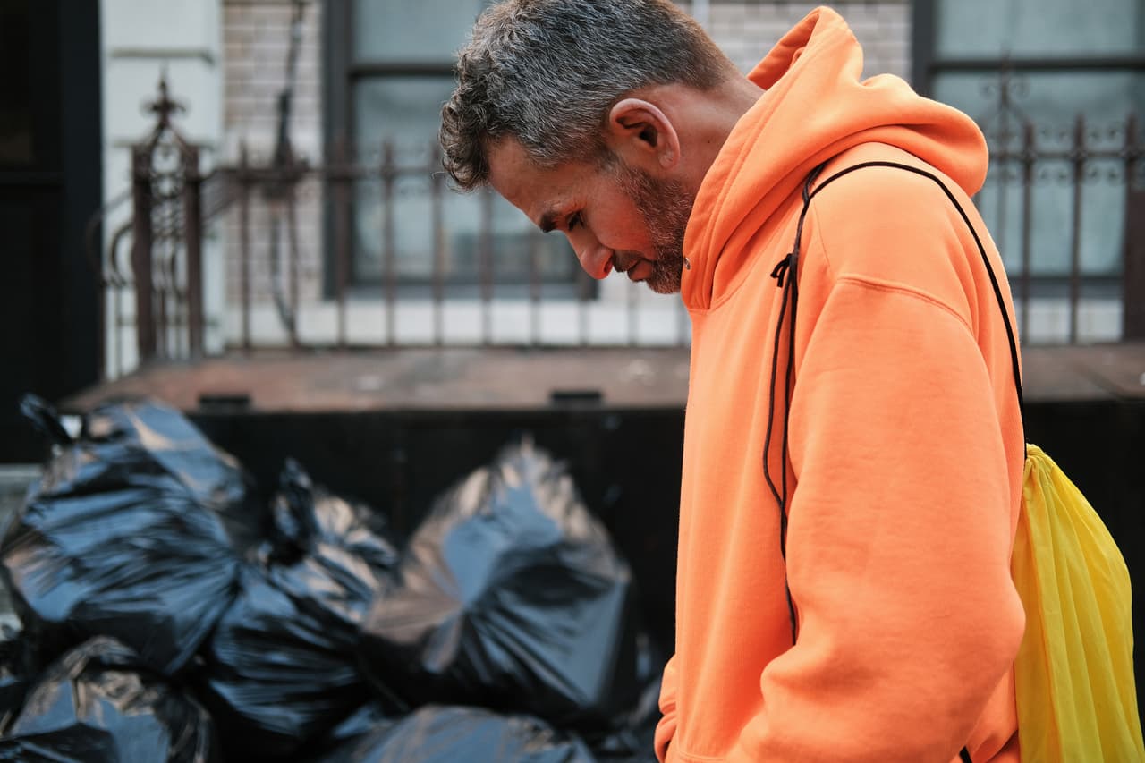 Entre los años 2019 y 2020 la población de personas sin hogar aumentó más de un 2% en 
<a href="https://www.univision.com/temas/estados-unidos-de-america">Estados Unidos</a>, y en 2020 "aproximadamente 580,000 personas estaban experimentando la falta de vivienda", indica el 
<a href="https://www.huduser.gov/portal/datasets/ahar/2020-ahar-part-1-pit-estimates-of-homelessness-in-the-us.html" target="_blank">reporte del Departamento de Vivienda y Desarrollo Urbano</a>.