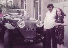 Krishna y Marita Maharaj en tiempos mejores. Maharaj poseía un Rolls Royce y un establo de caballos de carreras.