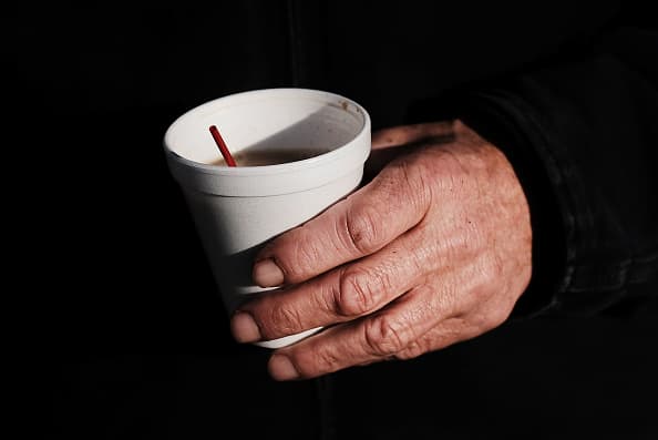 Un hombre murió por consumir demasiada cafeína: cómo pudo ocurrir