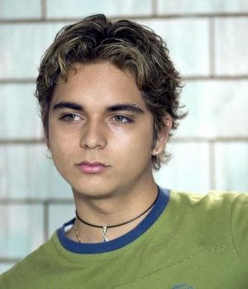 Fabián estuvo desaparecido de la televisión durante seis años y volvió con un protagónico en la serie 'Central de abastos' junto a Odemaris Ruiz en el 2008.