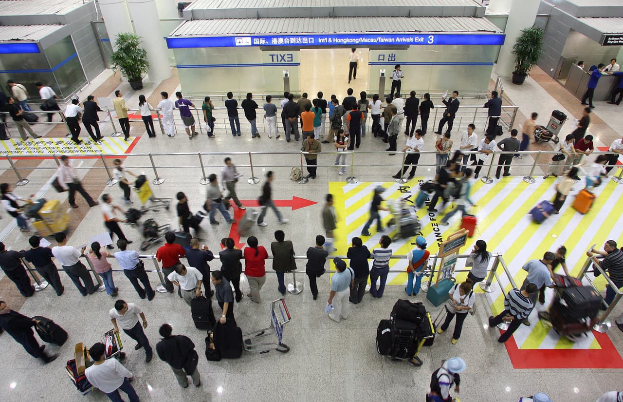 <b>9. Aeropuerto Internacional Shanghai Pudong, China.</b> 70,001,237 de paasjeros en 2017. Aumentó en 6.1% el tráfico el último año y se mantuvo en el mismo puesto que tenía en 2016.