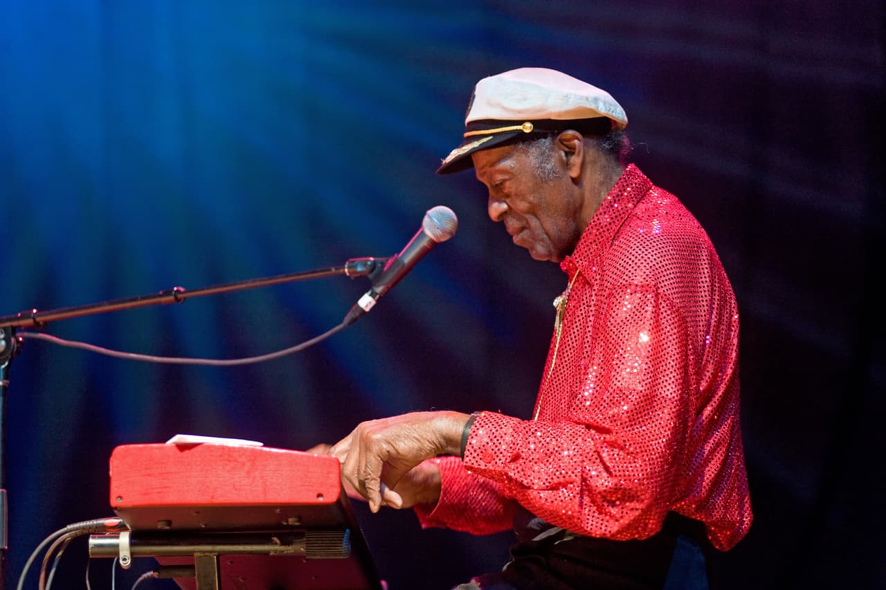 Chuck Berry (18 de octubre, 1926 - 18 de marzo, 2017)