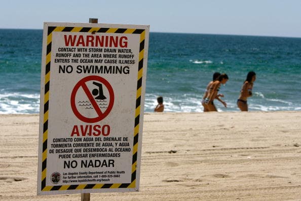 Detectan bacterias en playas de Los Ángeles. Te decimos en cuáles debe evitar meterte a nadar 