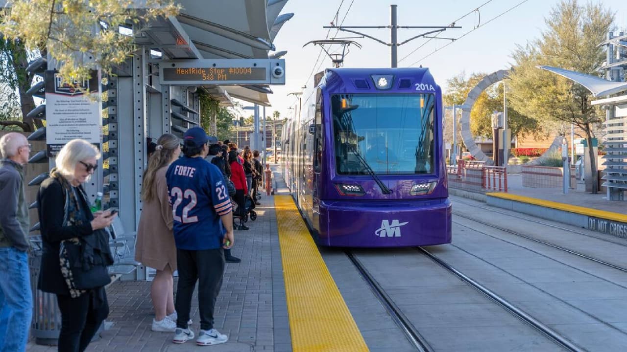 Modificarán el horario de servicio de Valley Metro durante los días festivos