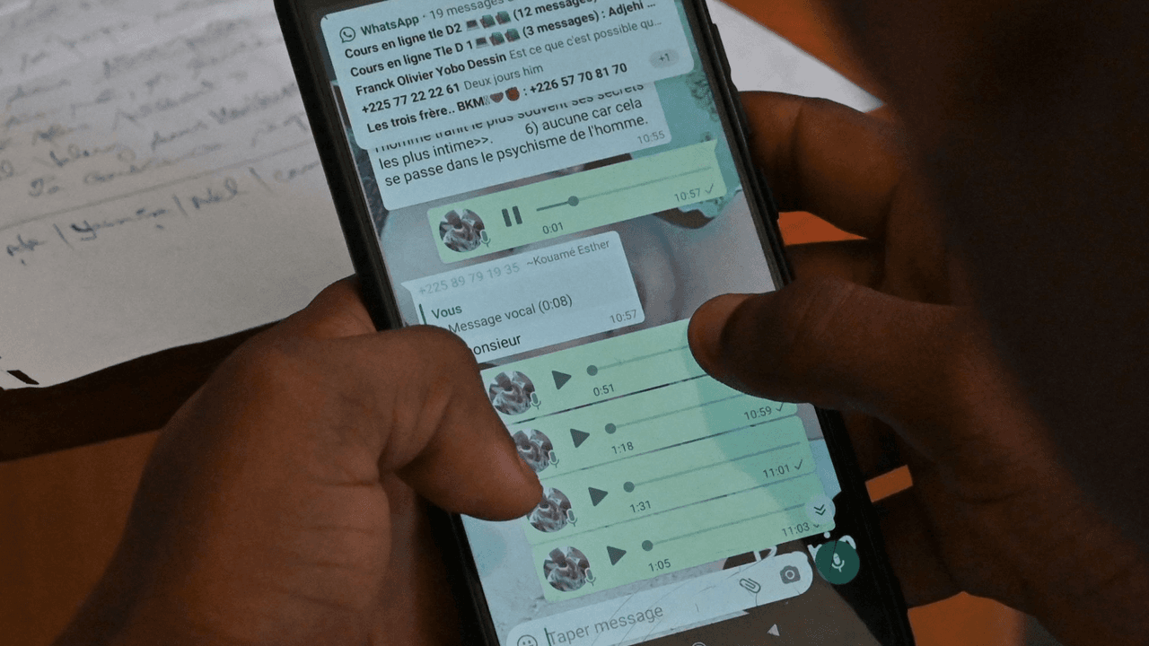 Una función permite transcribir las notas de voz de WhatsApp a texto