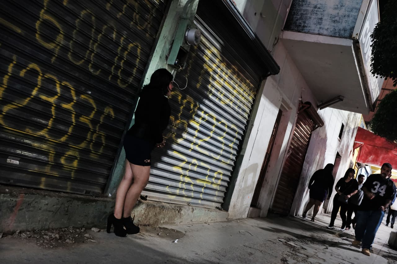 Enamoraban a niñas en fiestas de México para hacerlas esclavas sexuales en Nueva York: 5 tratantes fueron condenados