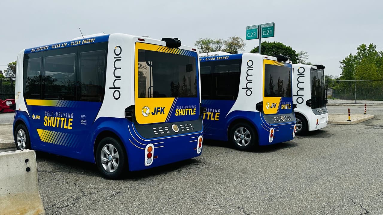 Camiones autónomos transportarán a pasajeros en aeropuerto JFK en Nueva York